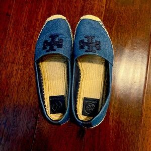 Lightly used Tory Burch denim espradilles. Super cute and comfy.
